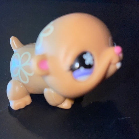Littlest Pet Shop LPS Brown Hamster Purple Flowered-Eyed 2007, VERY RARE - Picture 2 of 7